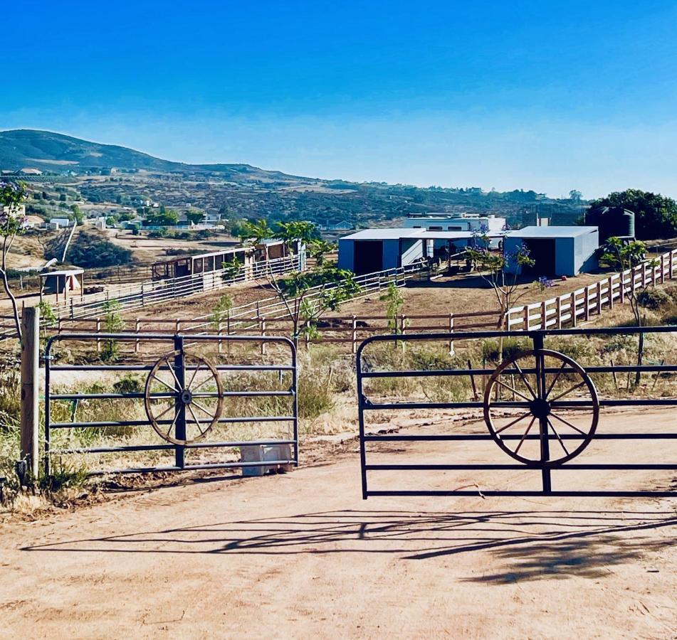 Rustic Farm Stay Temecula Eksteriør bilde